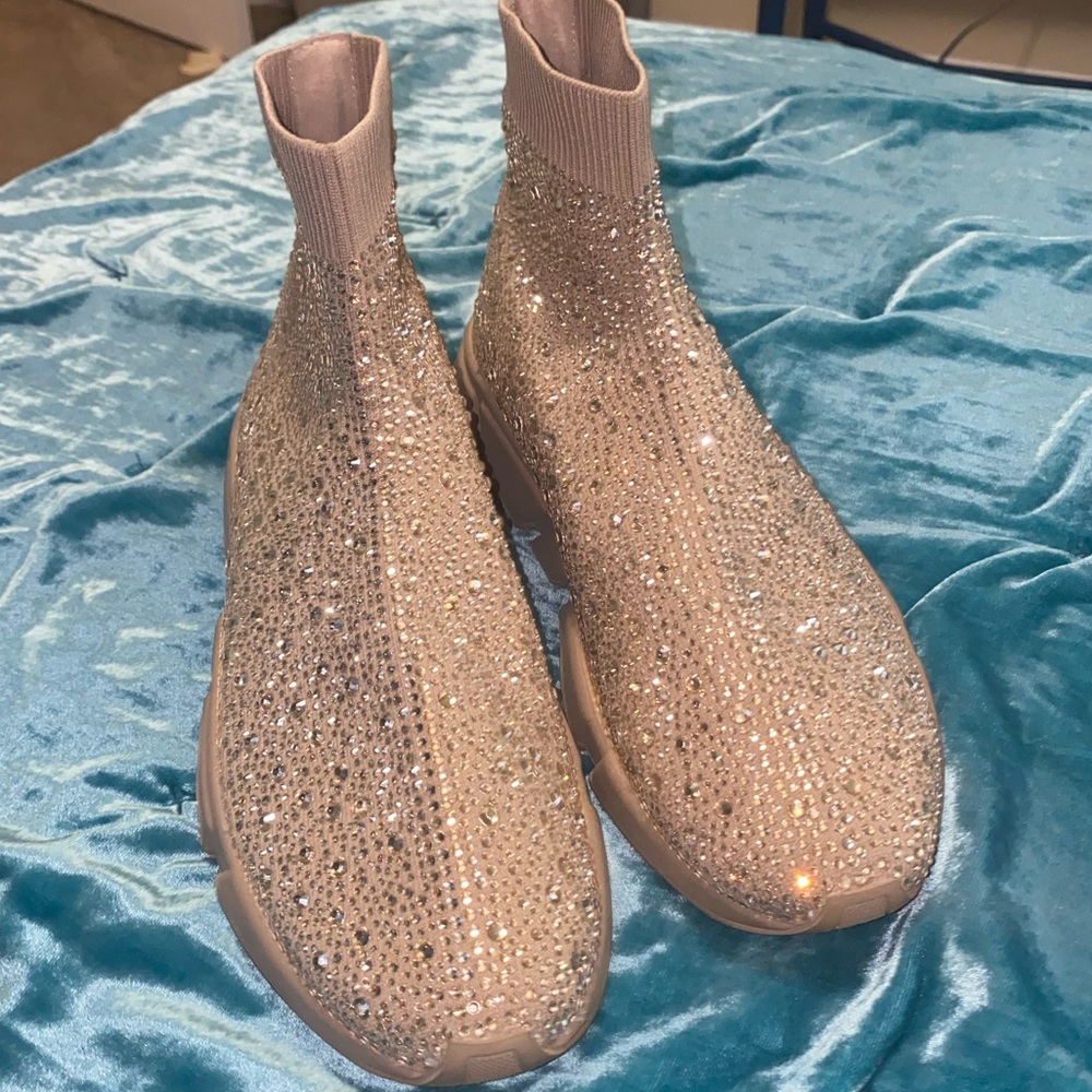 Steve Madden sock shoe